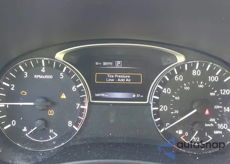 2016 Nissan Pathfinder Platinum/S/Sl/Sv z USA, uszkodzony, nr VIN 5N1AR2MM1GC638894